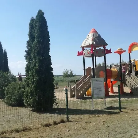 Domy Nad Zalewem *